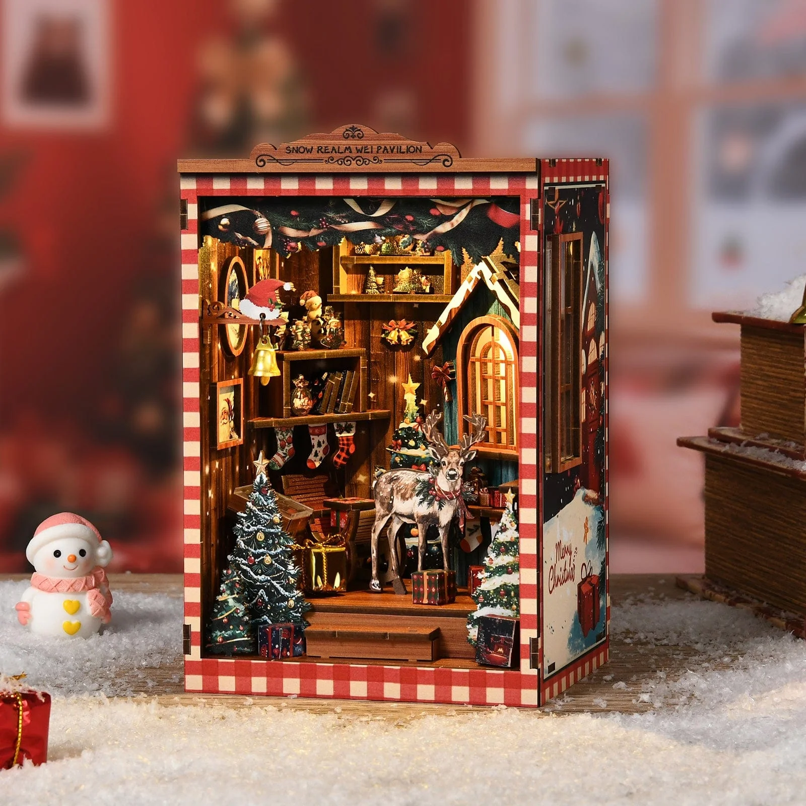 Christmas Snow Cabin - DIY Book Nook Kit - Image 5
