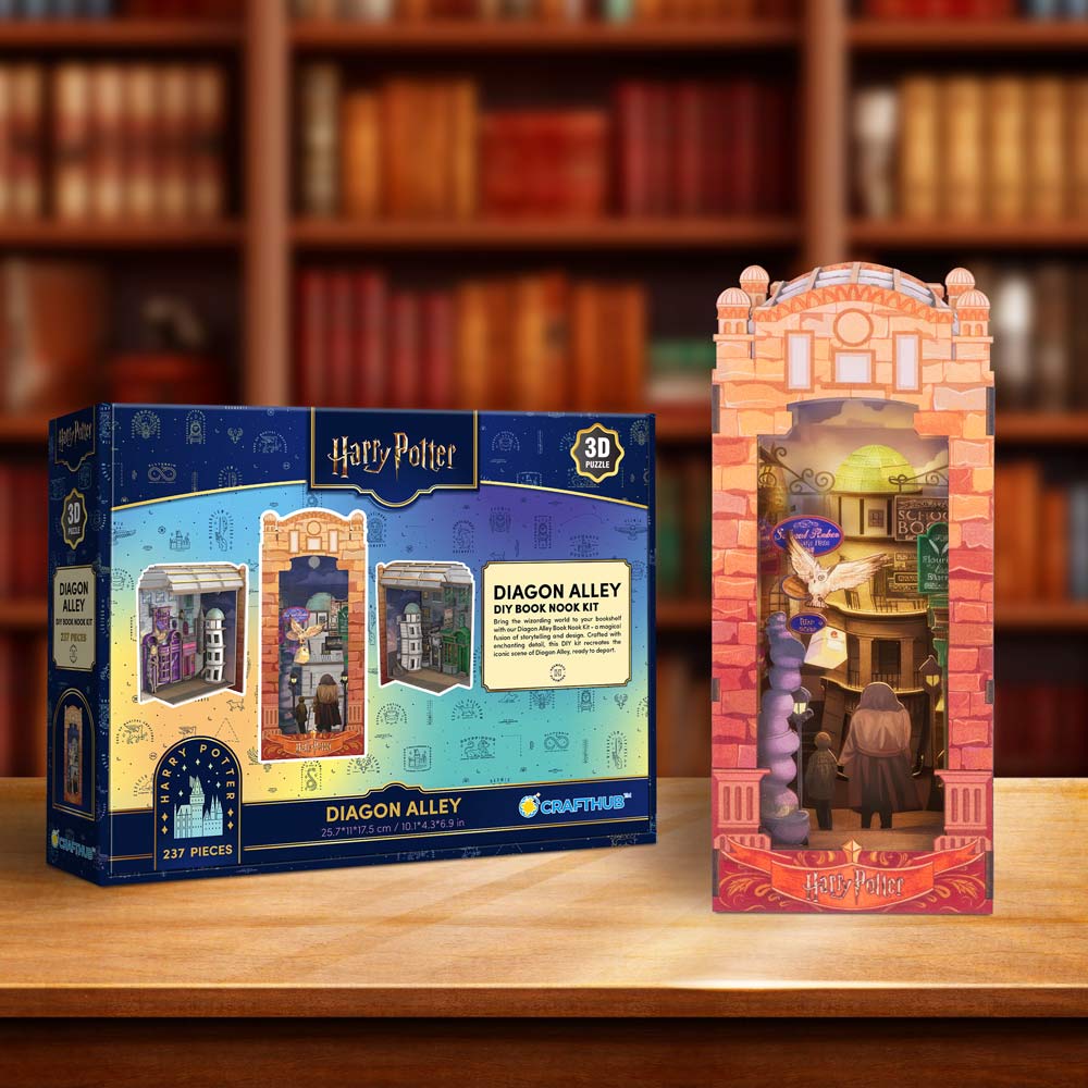 Harry Potter: Diagon Alley - DIY Book Nook Kit - Image 3