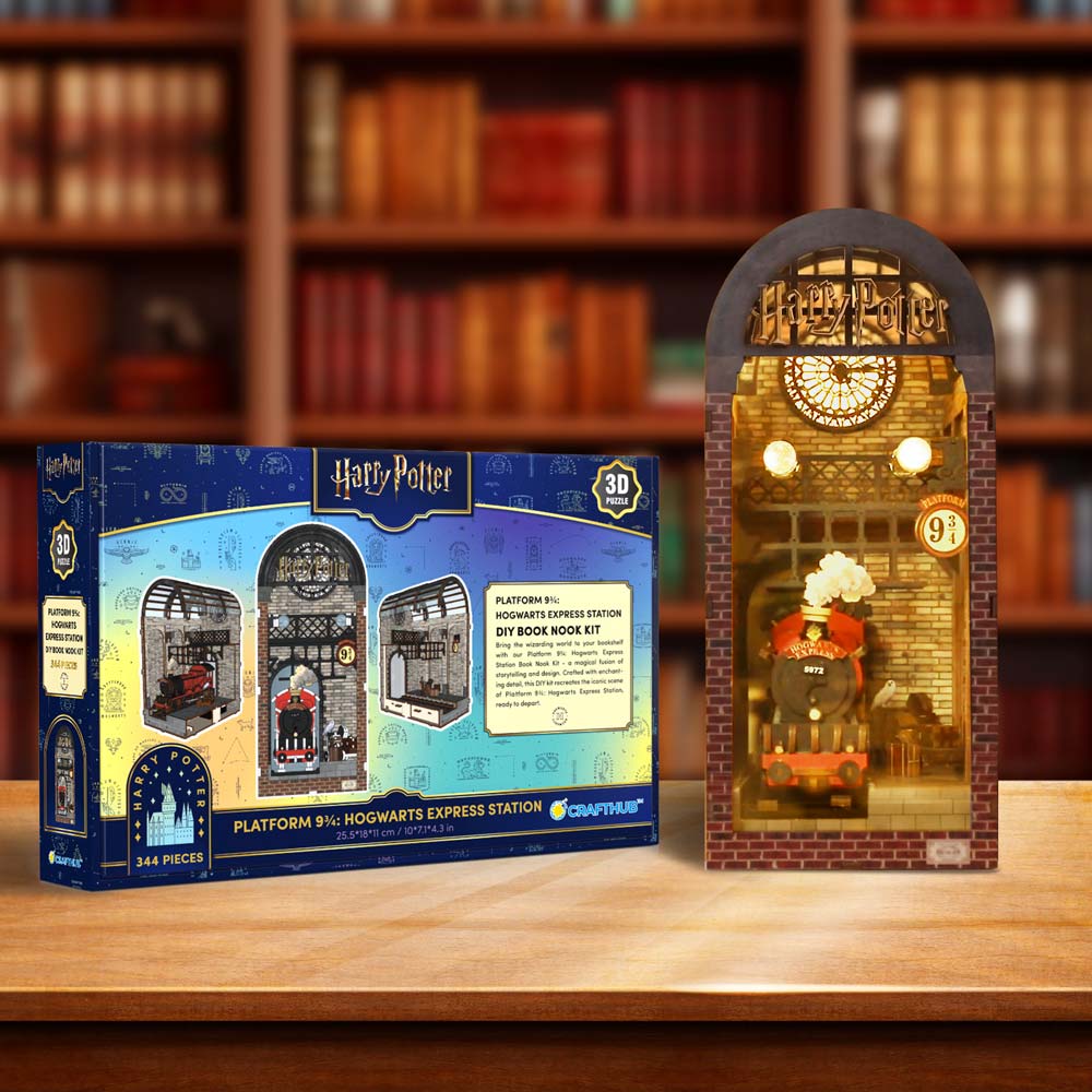 Harry Potter: Platform 9¾: Hogwarts Express Station - DIY Book Nook Kit - Image 3