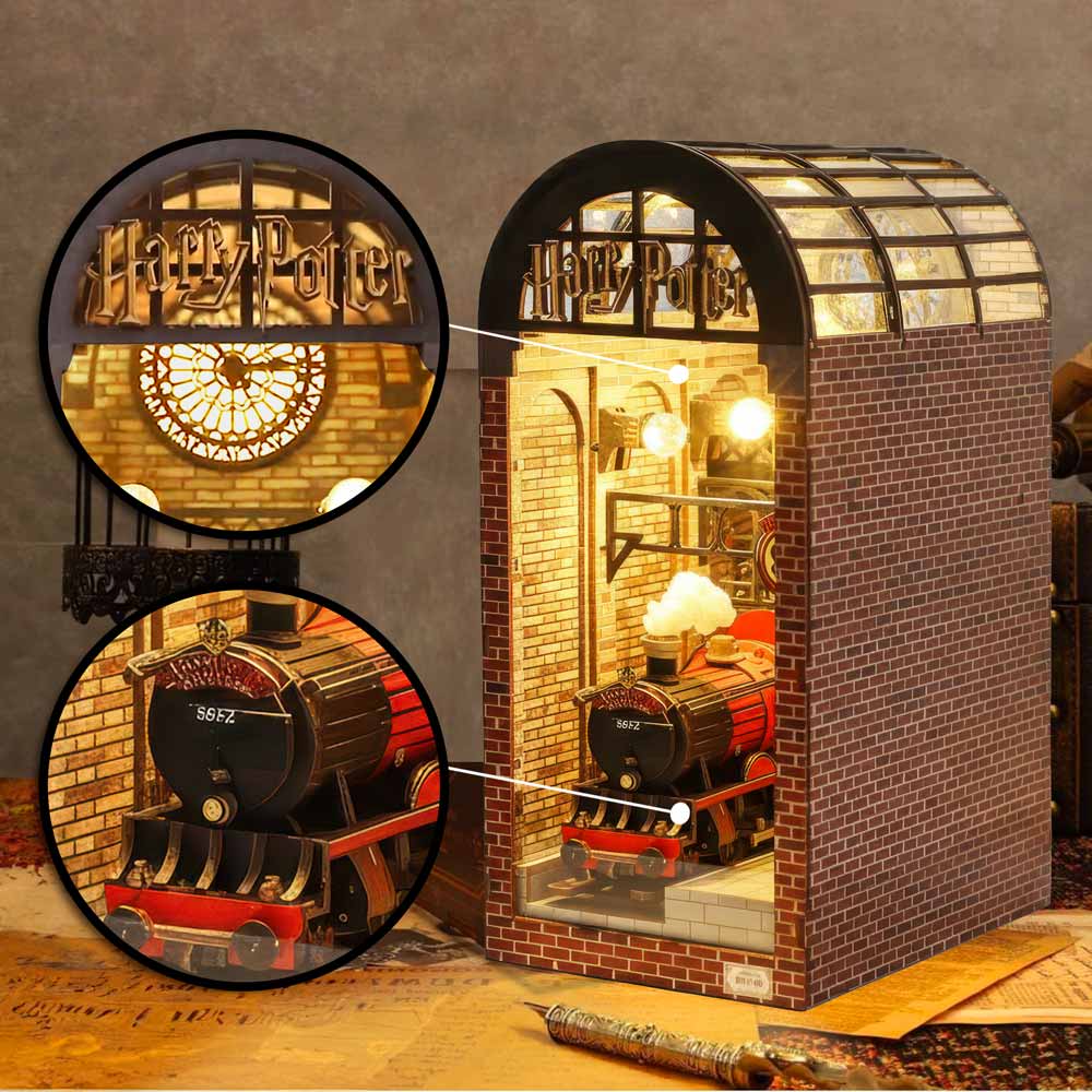 Harry Potter: Platform 9¾: Hogwarts Express Station - DIY Book Nook Kit - Image 4